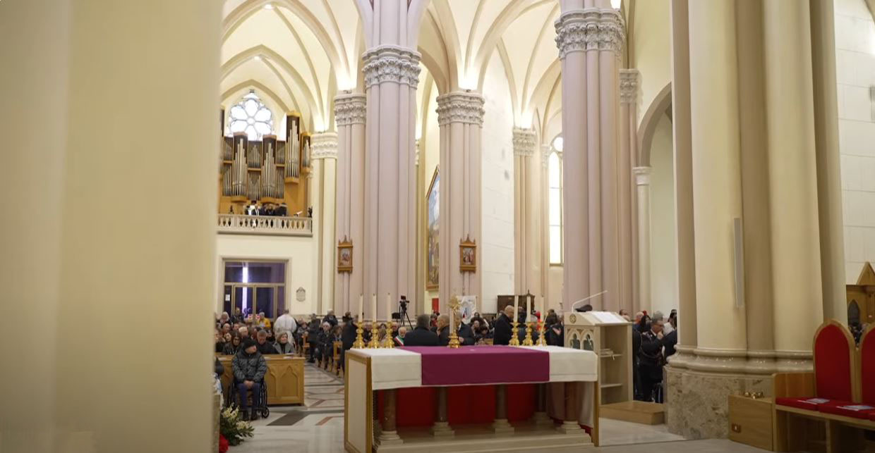 Basilica Minore dell'Addolorata - Castelpetroso_v