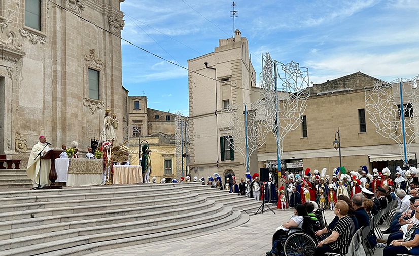 S.E.R. Mons. Ambarus apre la Novena della Madonna della Bruna, “Dio si ricorda di noi e mantiene le sue promesse”